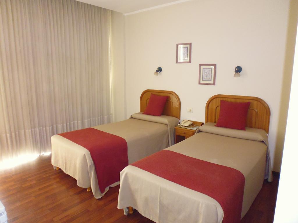 Victoria Plaza Hotell Salta Exteriör bild